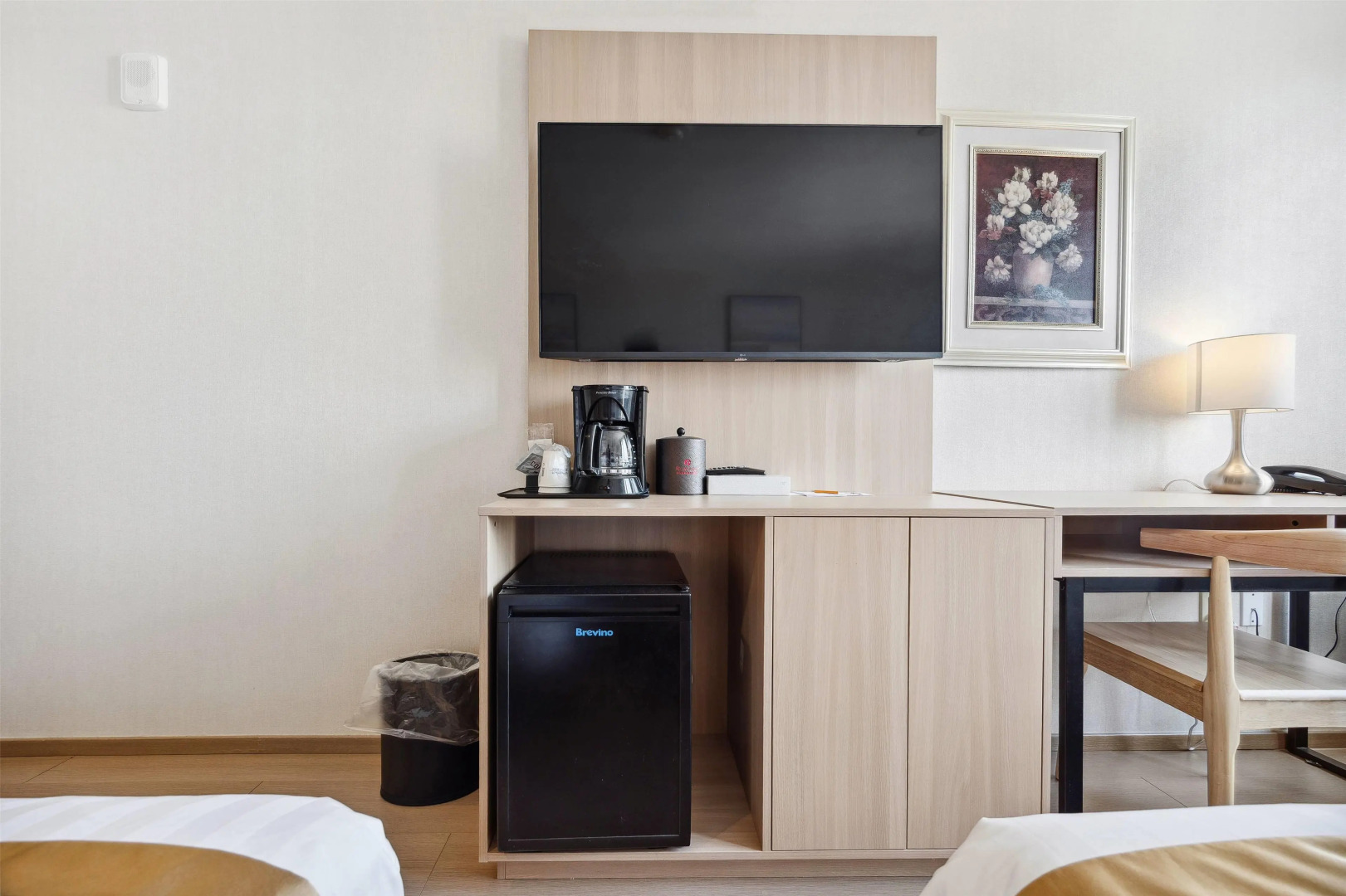 Photo - Ramada by Wyndham Flushing Queens