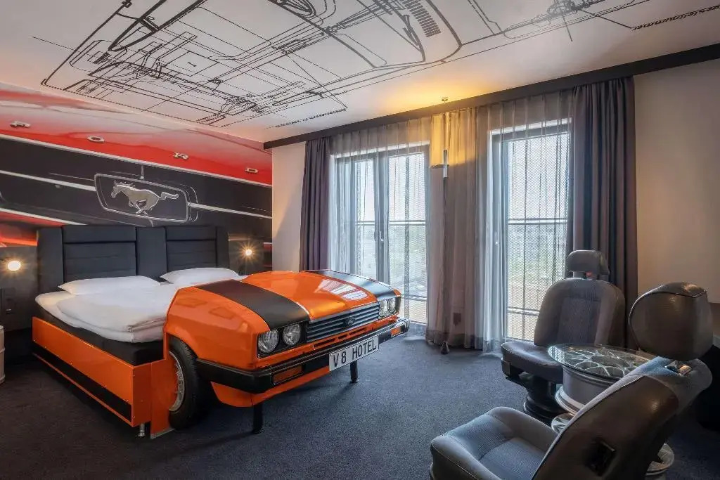 Foto - V8 Hotel Köln at MOTORWORLD