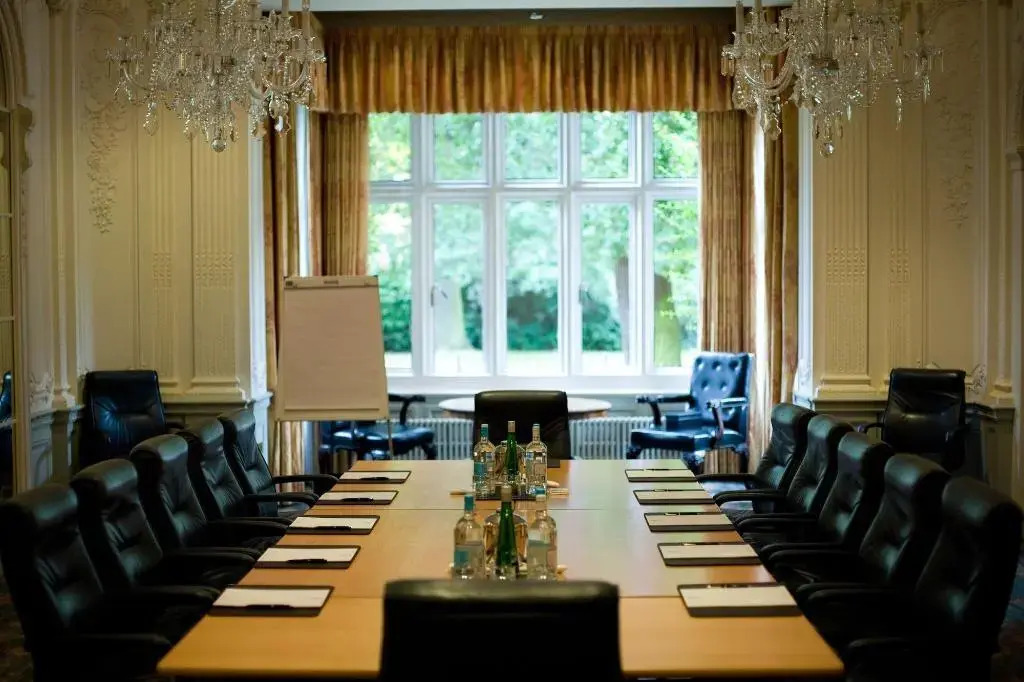 Photo - Warren House Hotel