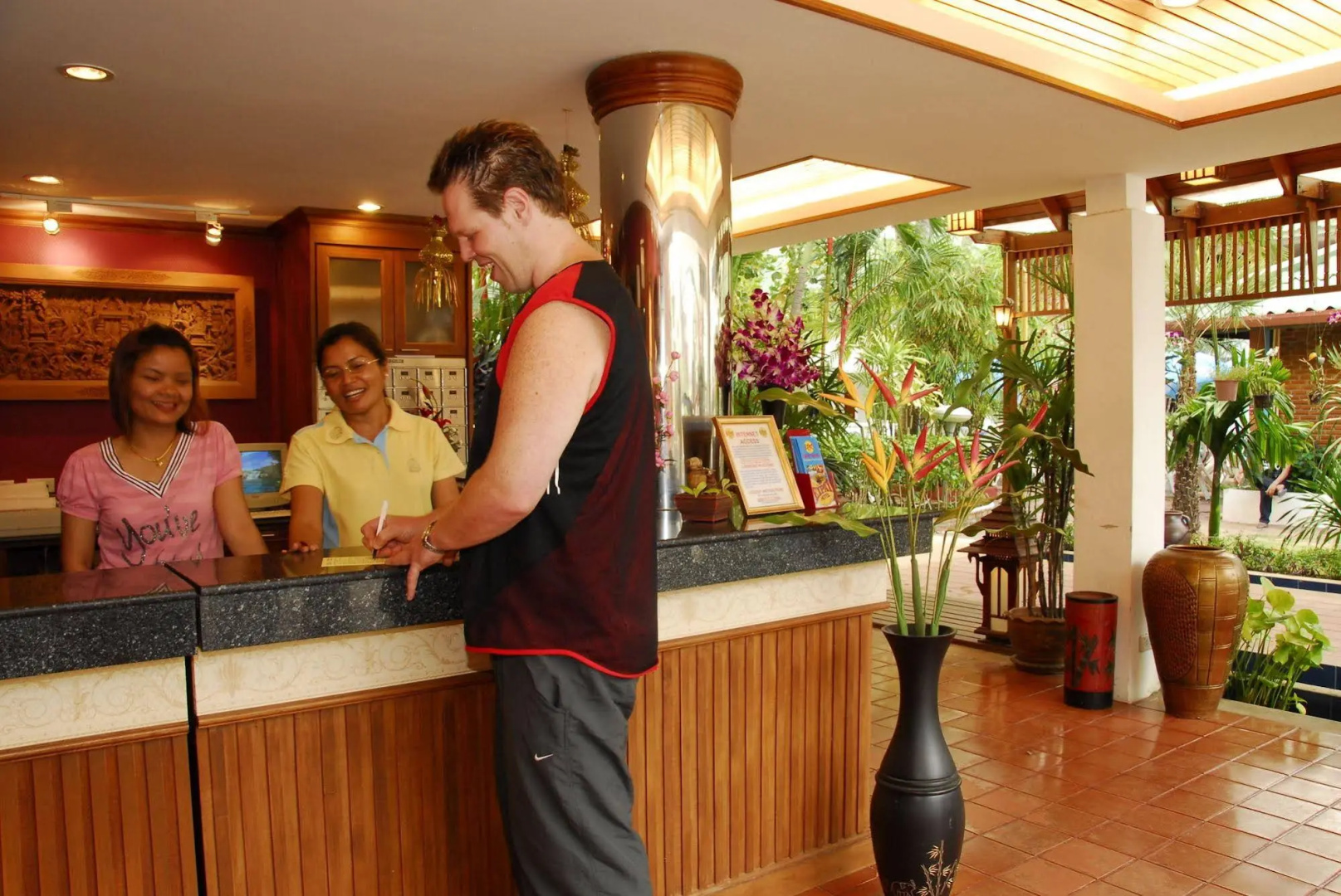 Photo - The Expat Hotel