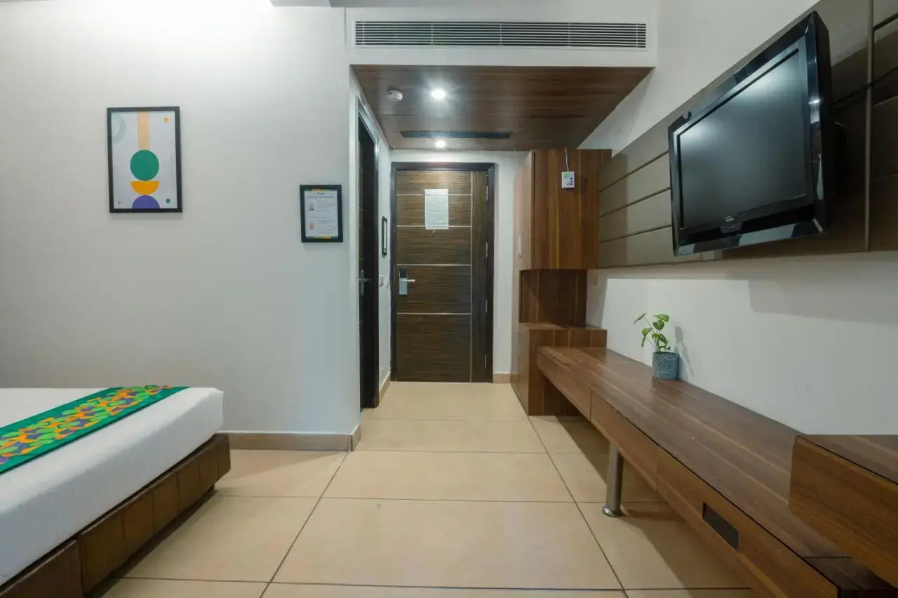 Foto - Treebo Twin Tree