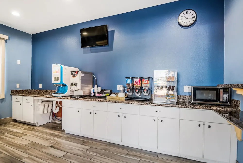 Foto - Scottish Inns & Suites IAH Airport-Beltway 8