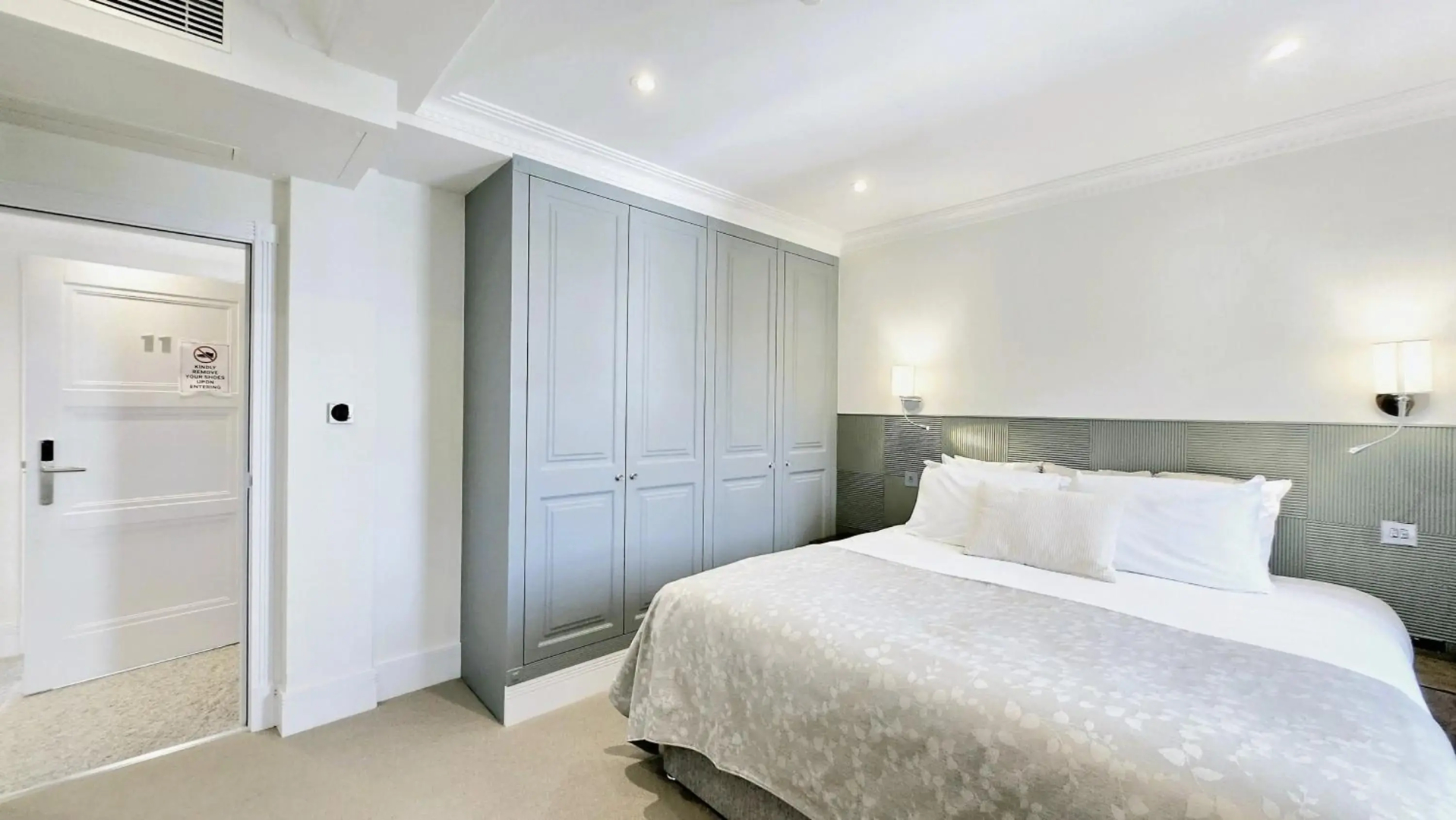 Photo - Fountain House Apartments - Hyde Park, London
