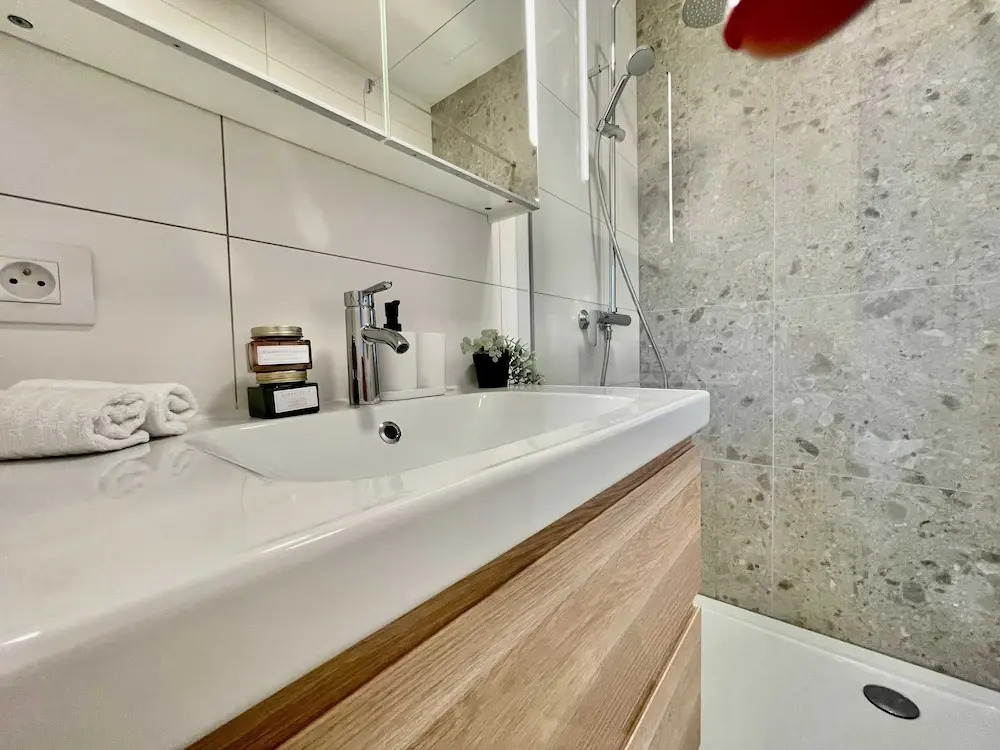 Photo - OneLuxStay near Fashion District