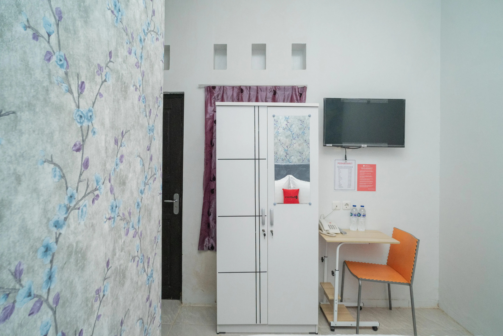 Foto - RedDoorz Plus near ITC Cempaka Mas 2