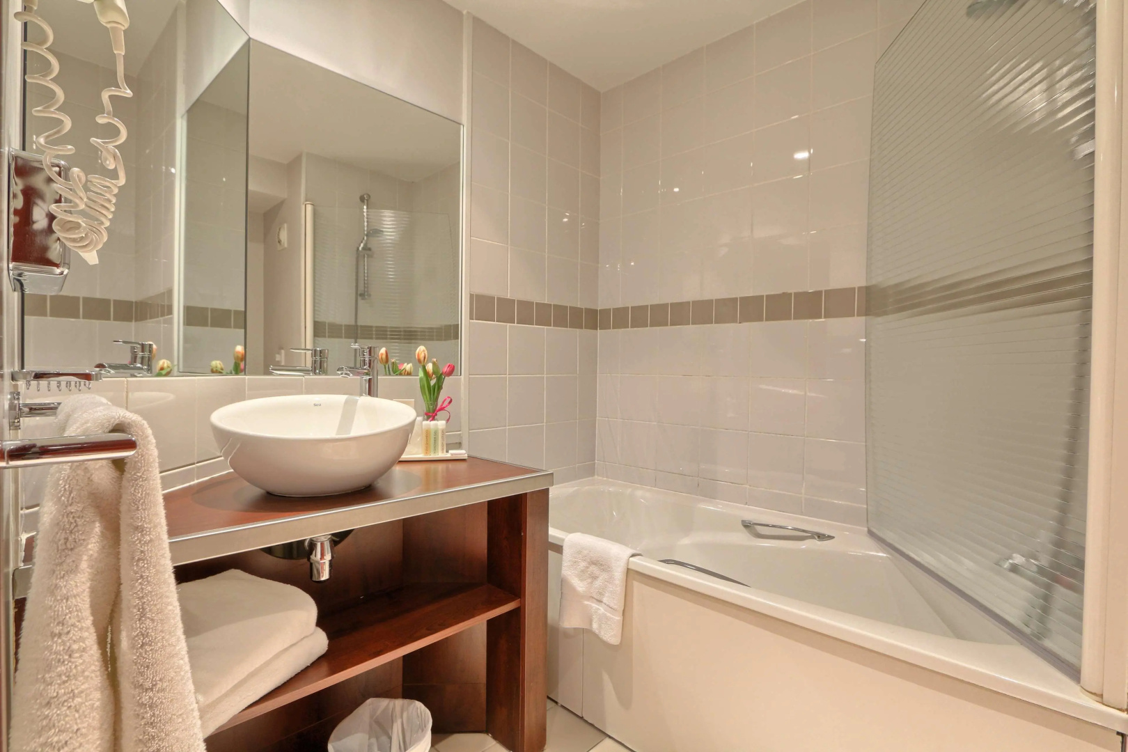 Foto - Golden Tulip CDG Airport Roissy