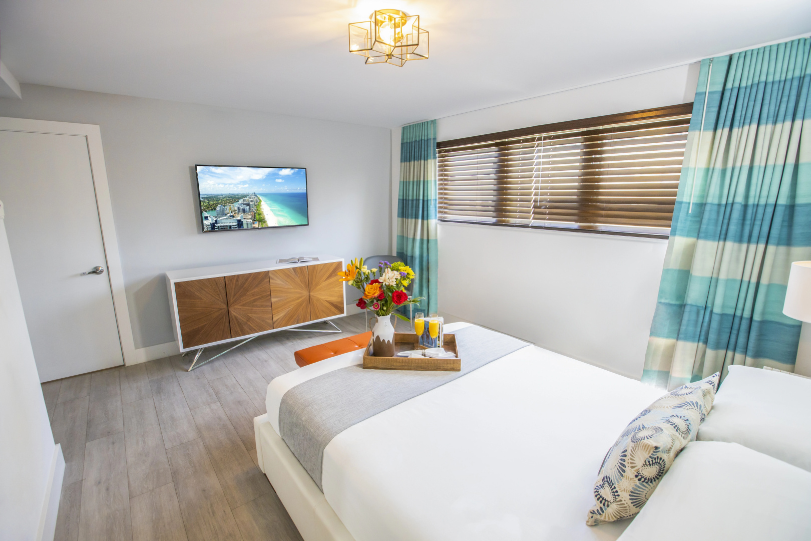 Foto - Waterside Hotel and Suites