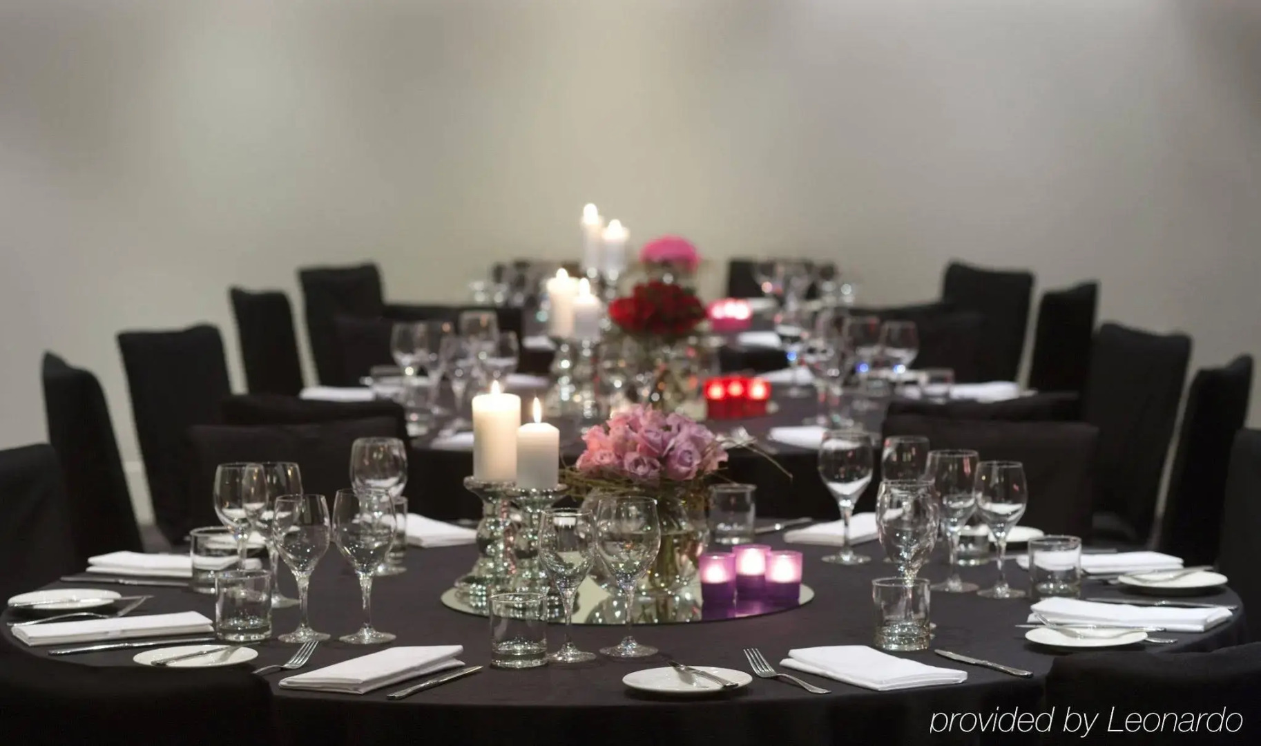 Photo - Flagstaff Gardens Hotel Melbourne