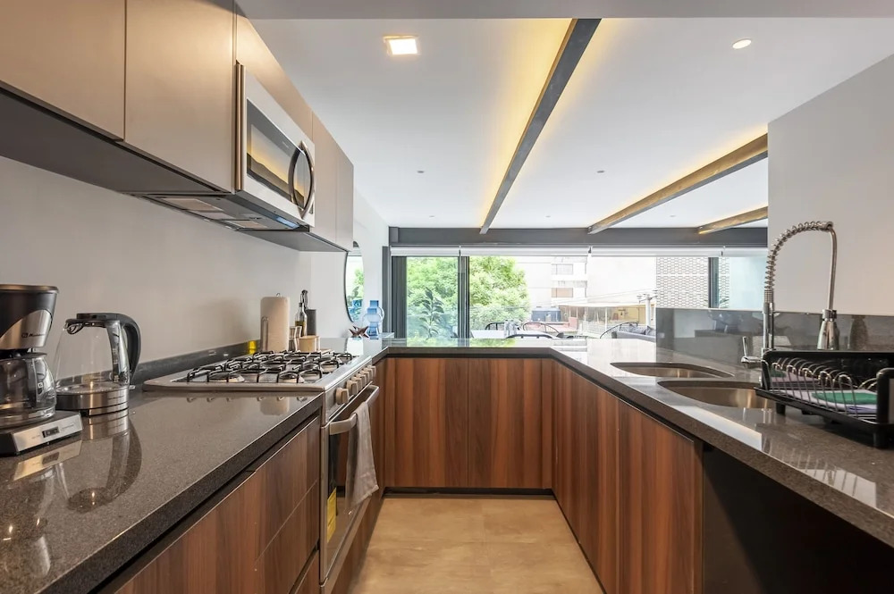 Photo - Arquimedes 138 by Wynwood House