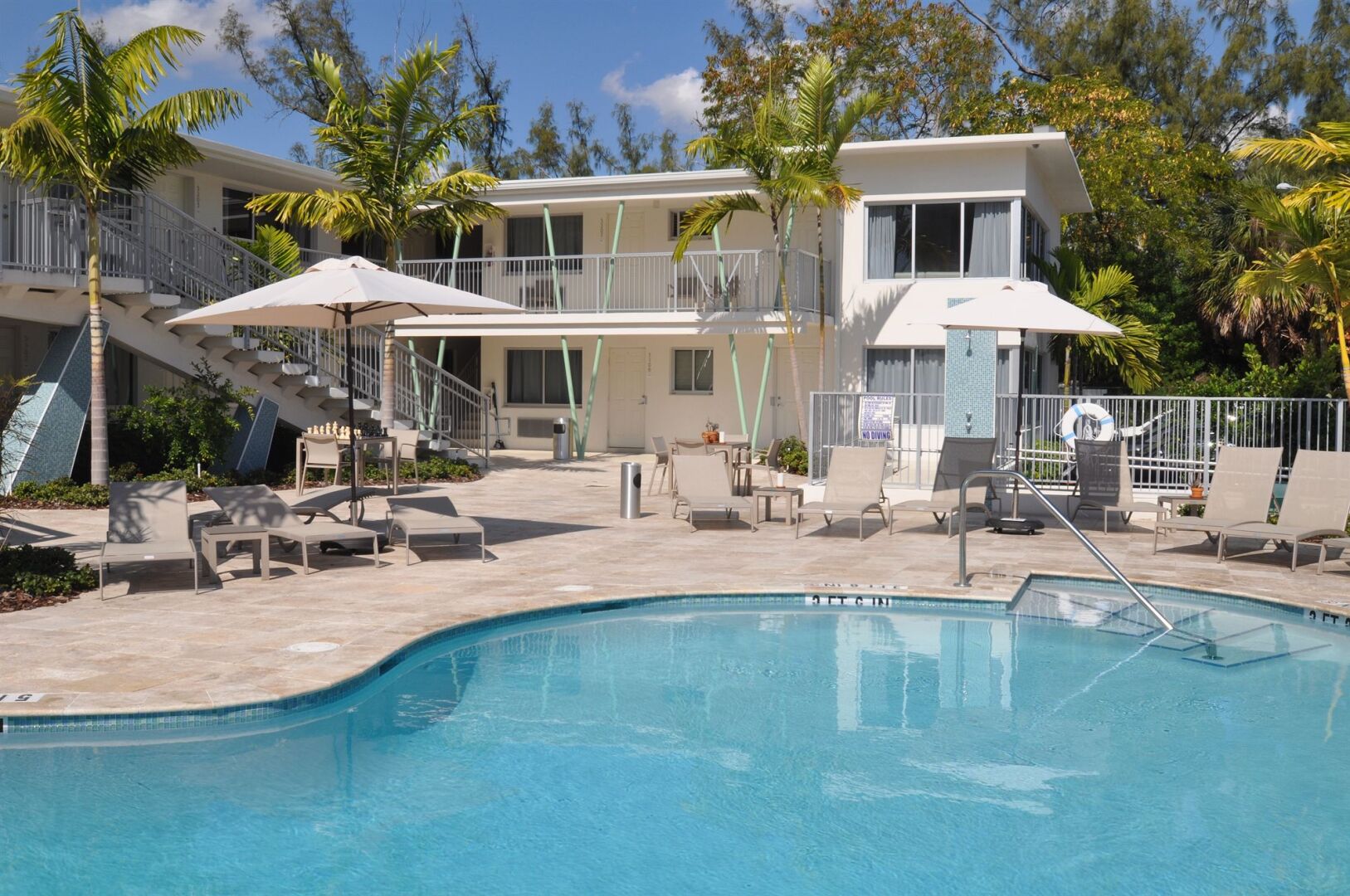 Photo - North Beach Hotel