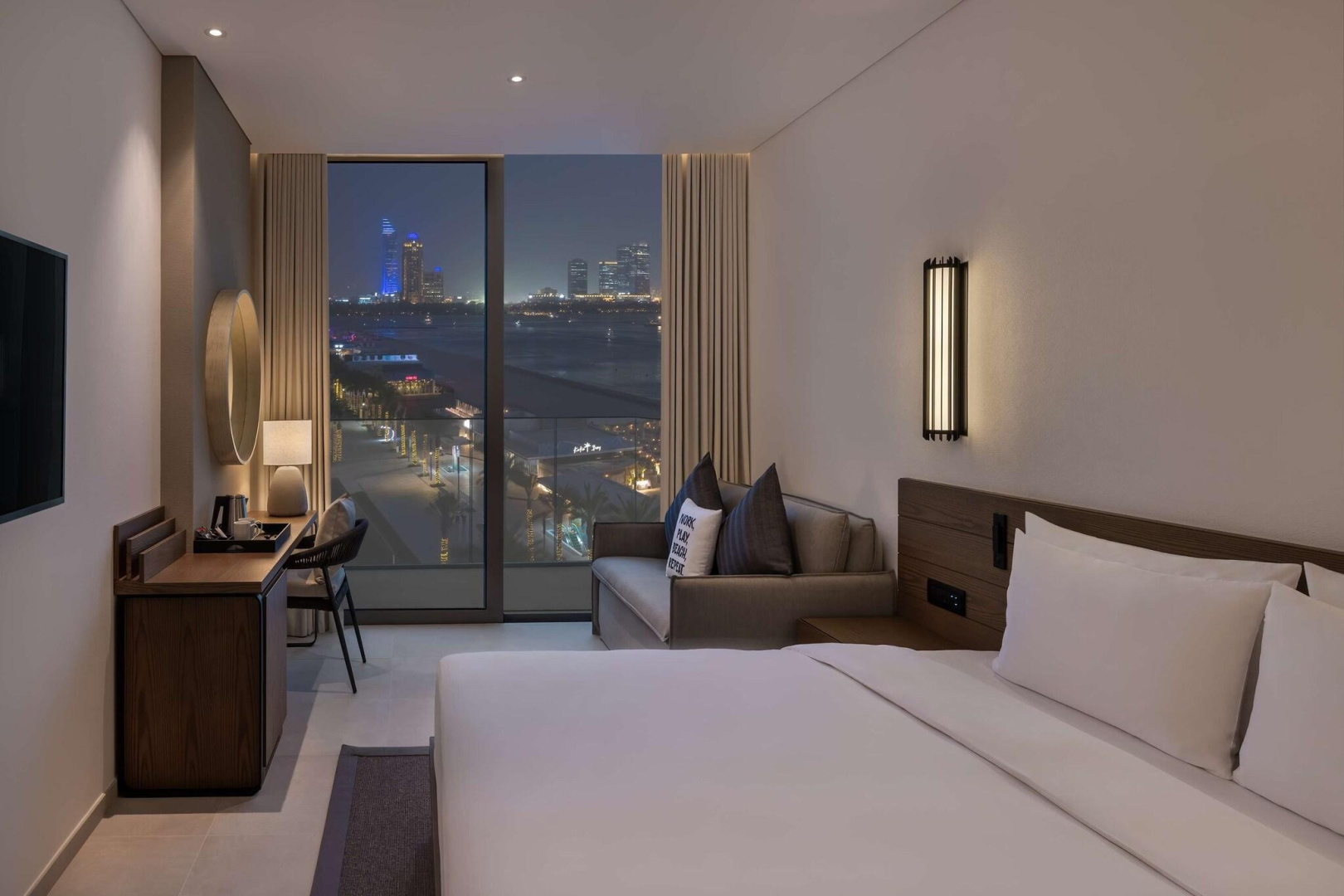 Photo - Radisson Beach Resort Palm Jumeirah