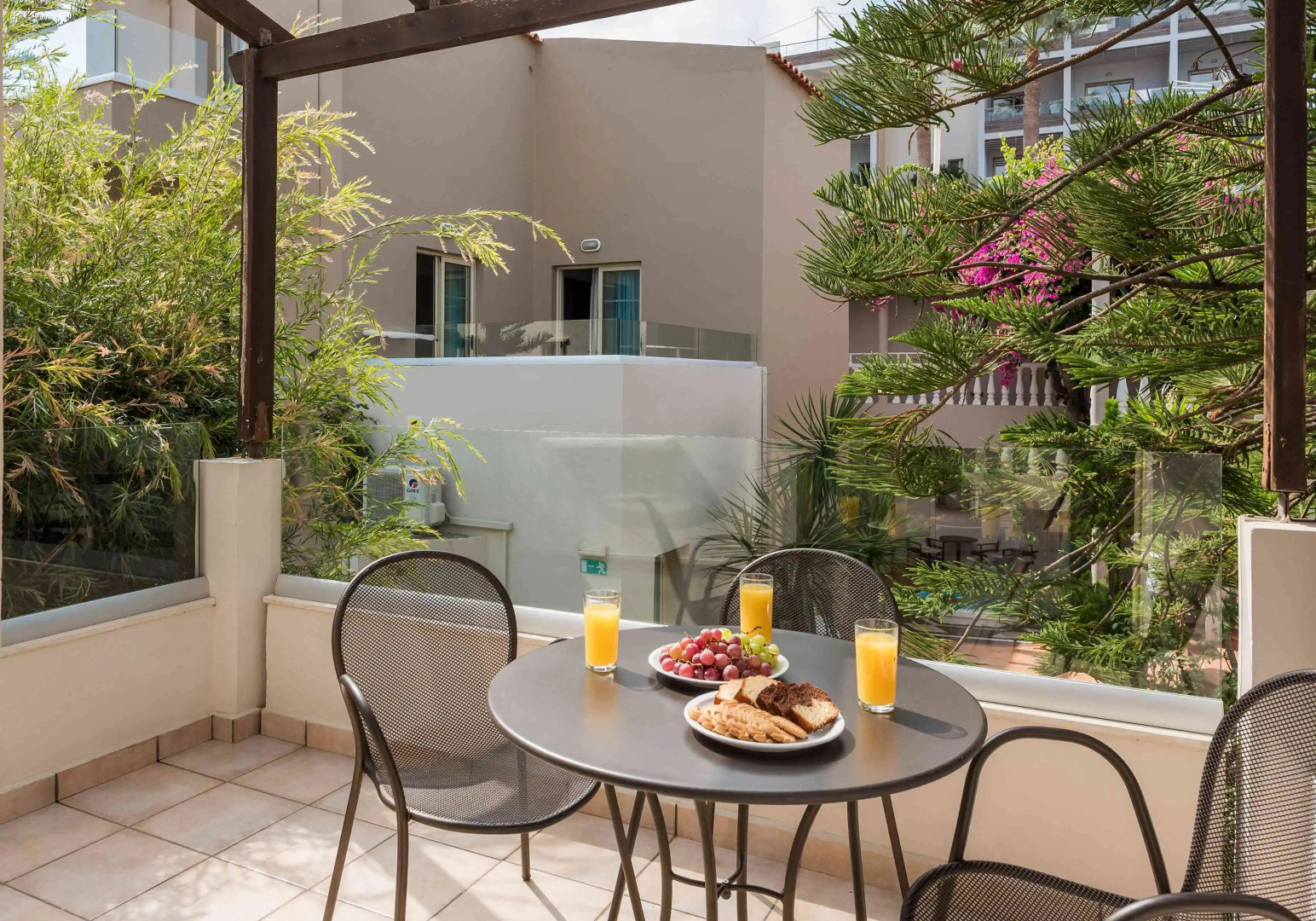 Photo - Elotis Suites