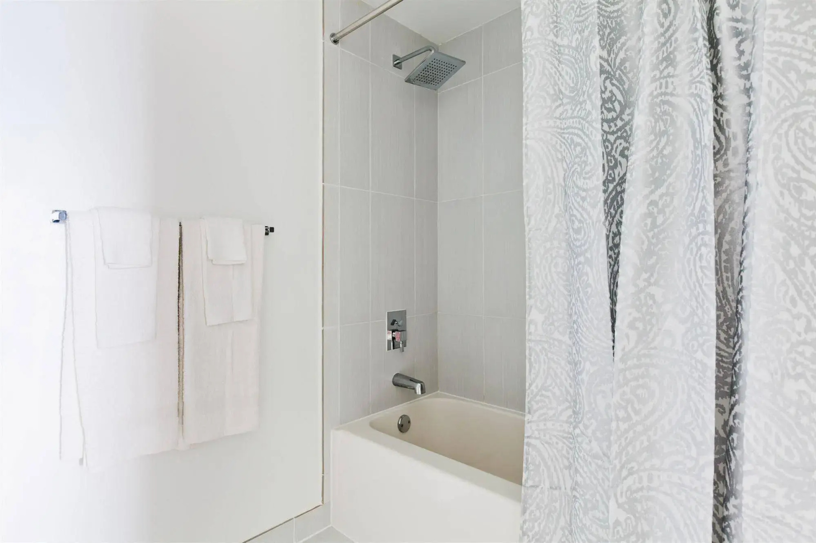 Foto - Hyde Suites Midtown Miami