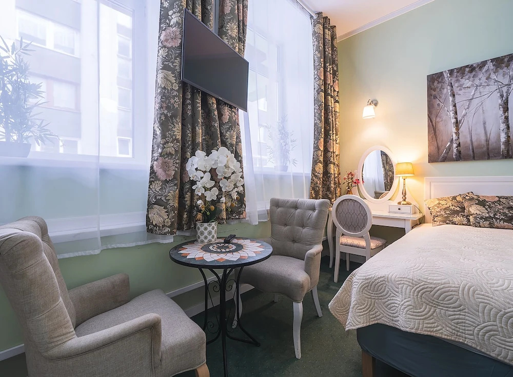 Photo - Station Self Check-in Apartments - Lollo Stay