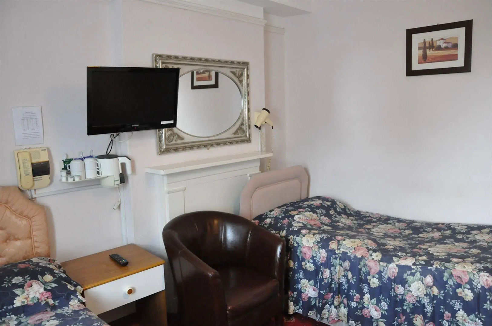 Photo - Albro House Hotel, London