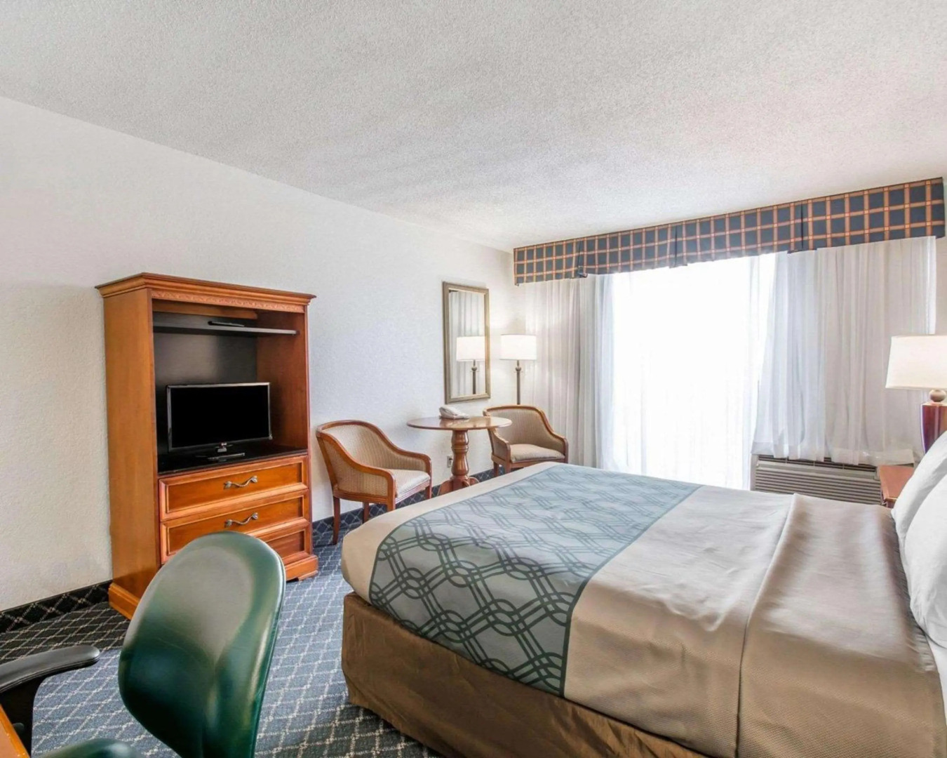 Photo - North Miami Beach Gardens Inn & Suites