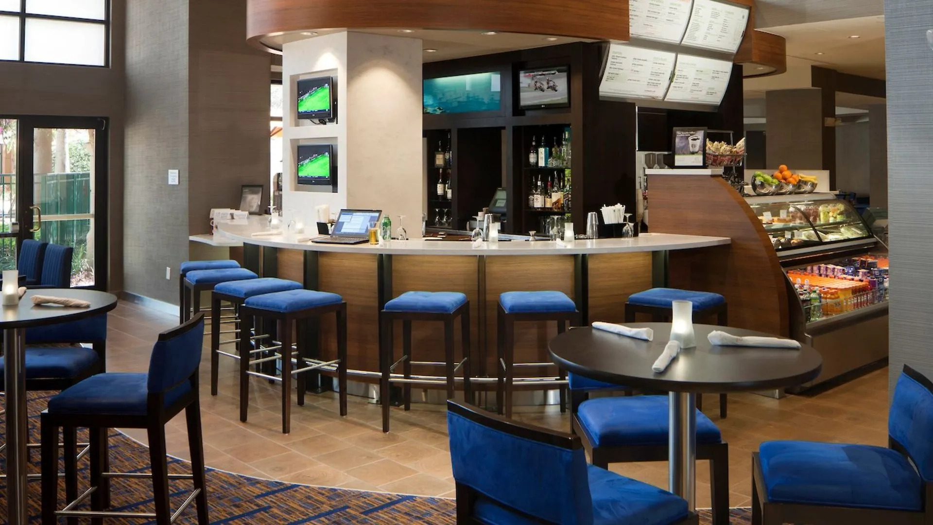 Foto - Courtyard by Marriott Orlando Lake Buena Vista in the Marriott Village