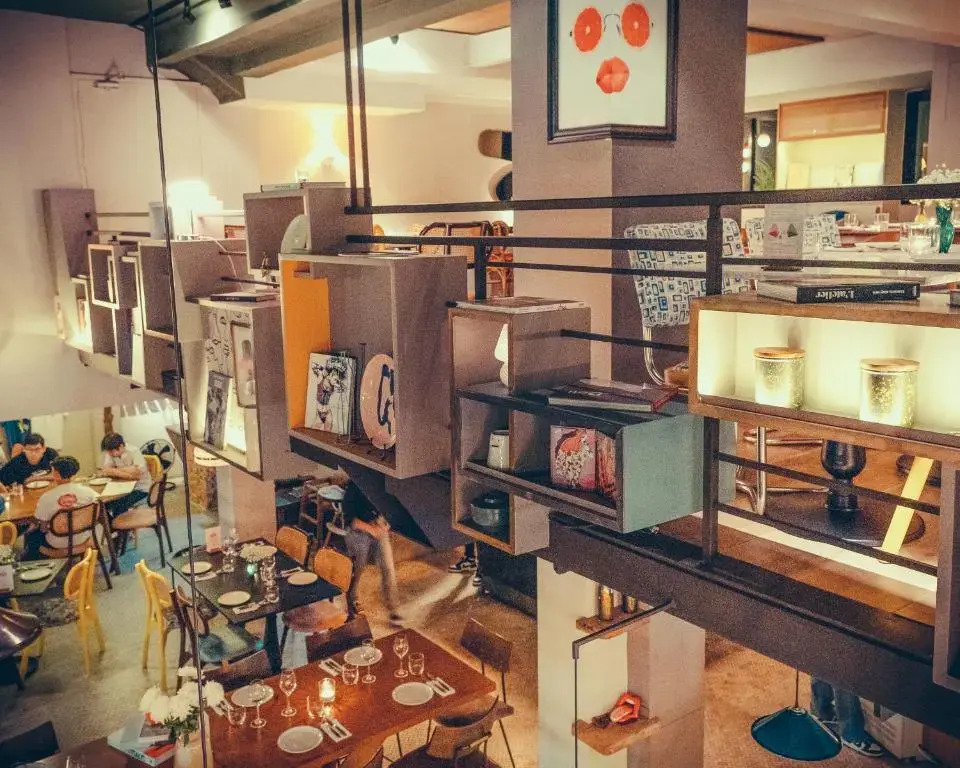 Photo - Sacha's Hotel Uno