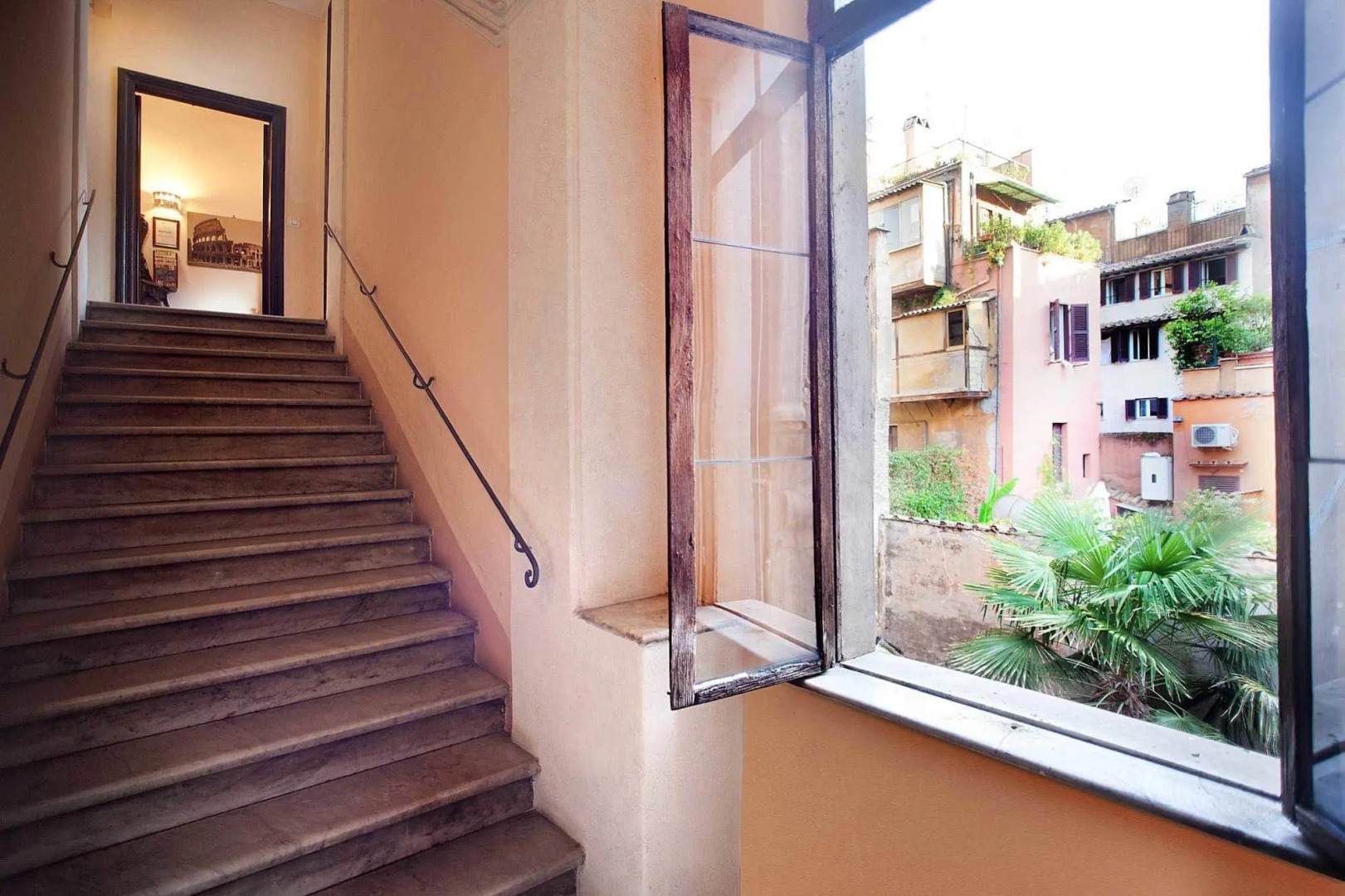 Photo - Pantheon Inn