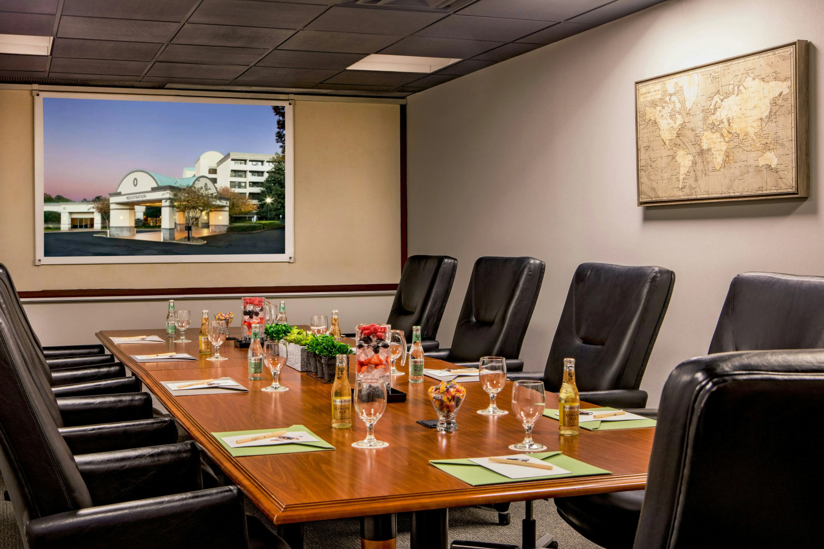 Photo - DoubleTree by Hilton Atlanta Windy Hill Ballpark