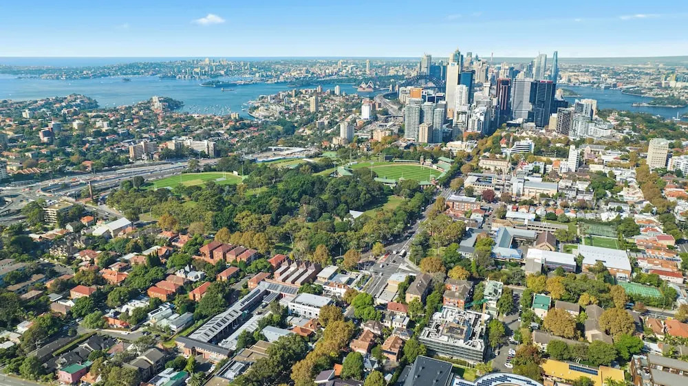 Photo - Falcon Lodge