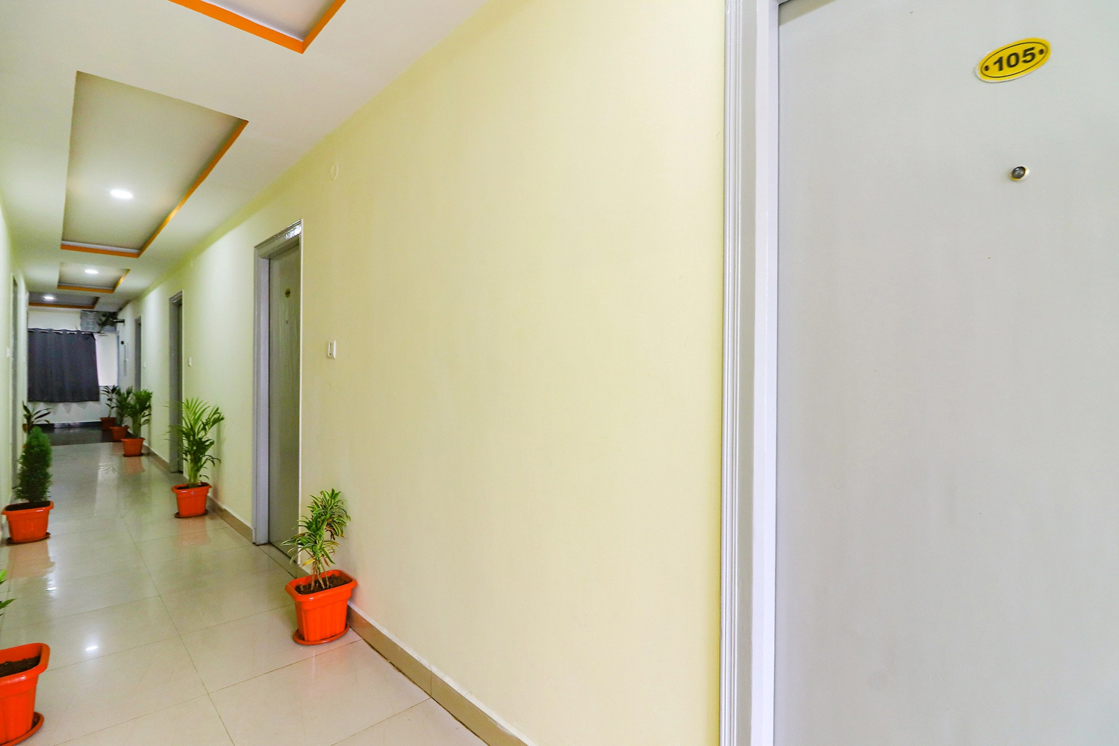 Photo - FabHotel Broholic Suites - U S Consulate