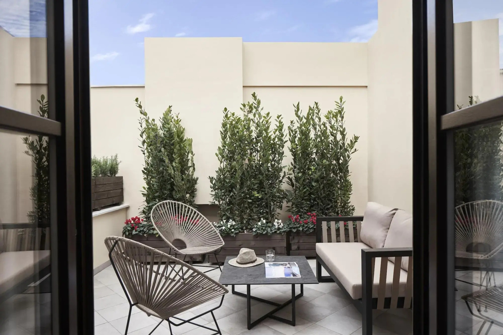 Photo - NLH MONASTIRAKI - Neighborhood Lifestyle Hotels