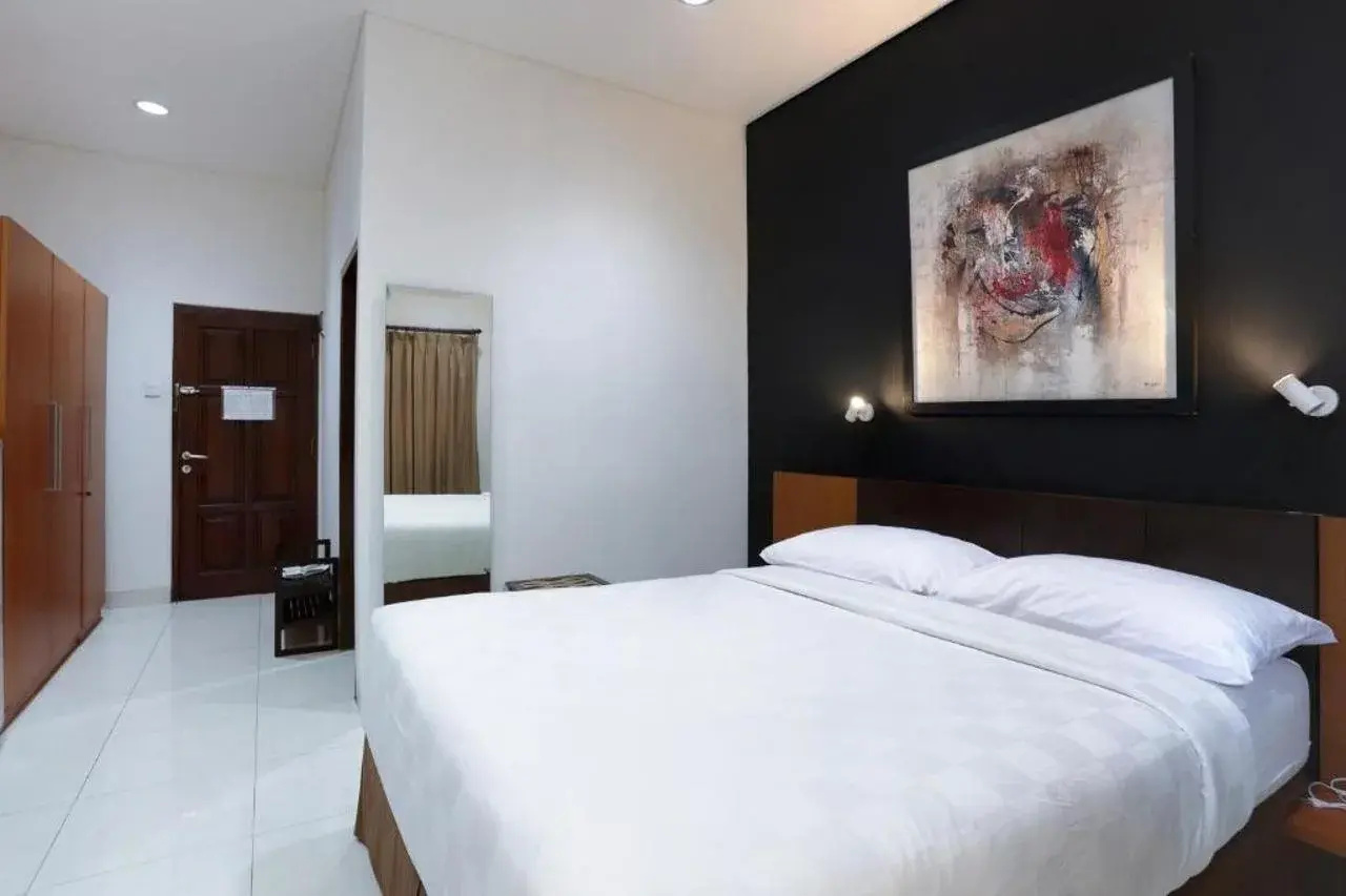 Photo - Jambuluwuk Heritage Menteng Suites