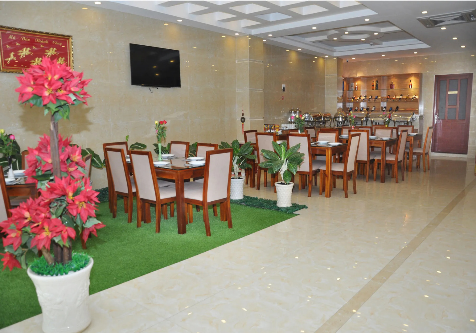 Photo - Queen Central Hotel - Ben Thanh Market