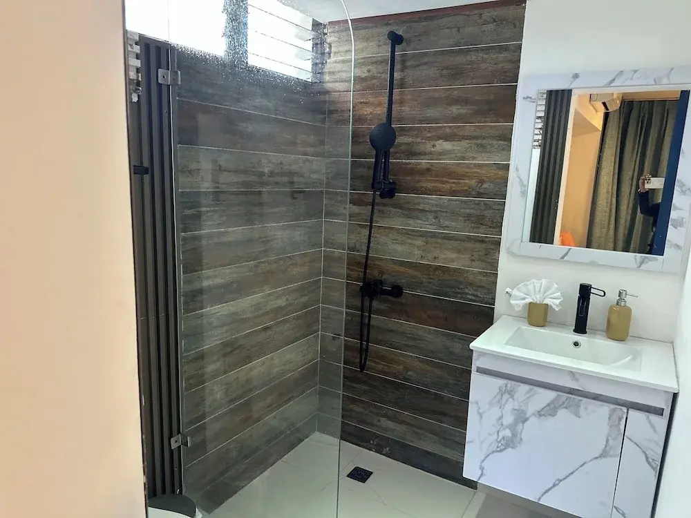 Photo - Onyx luxury rd