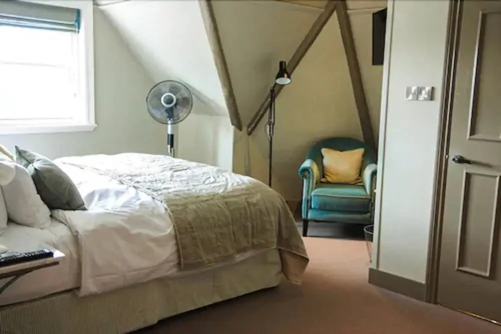 Foto - Hand & Flower