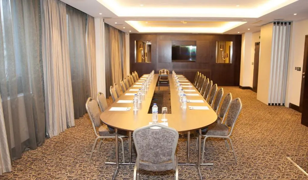 Foto - St George's Hotel - Wembley