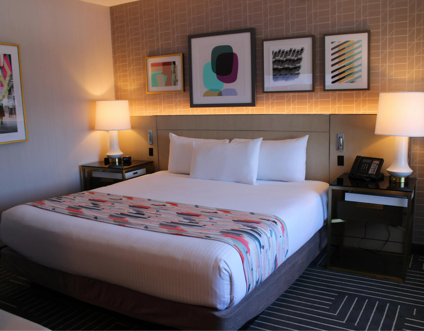Photo - DOWNTOWN LAS VEGAS Beautiful Unit at 4 Queens Casino FREMONT