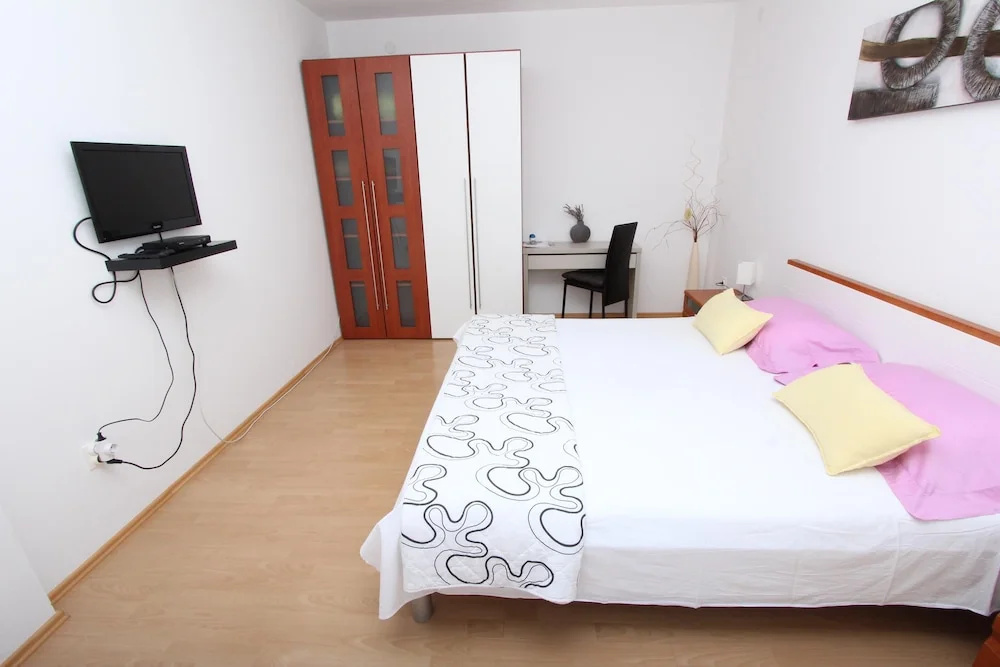 Photo - Rooms and Apartment Luana