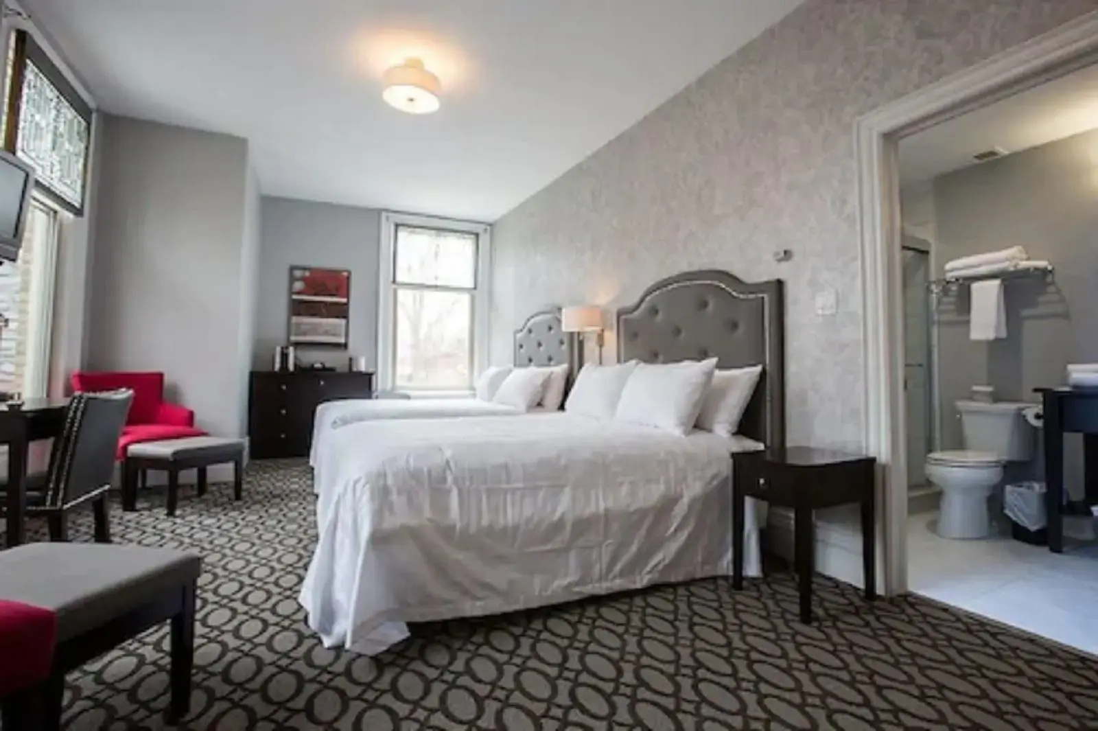 Photo - Idlewyld Inn & Spa