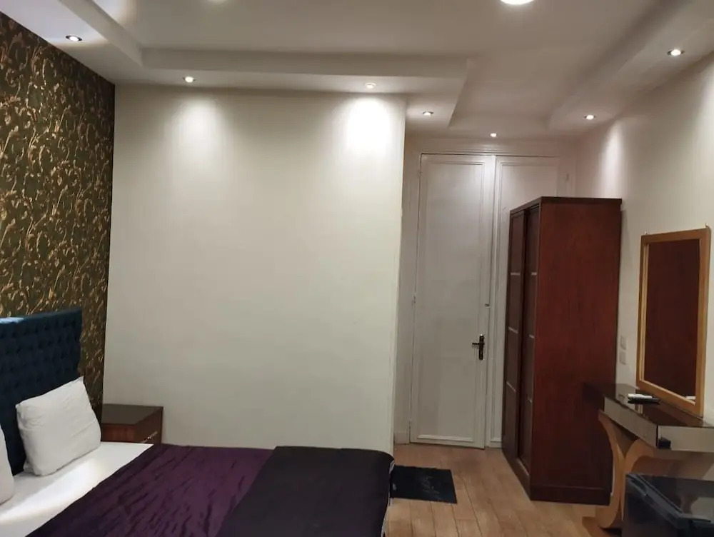 Photo - Hotel Richmond Down Town