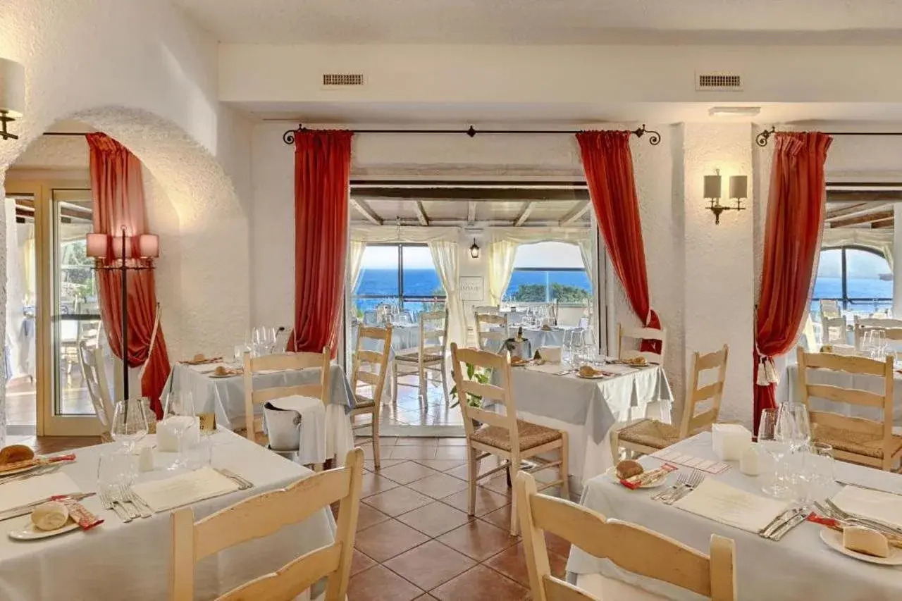 Photo - COLONNA GRAND HOTEL CAPO TESTA, a Colonna Luxury Beach Hotel, Santa Teresa Sardegna