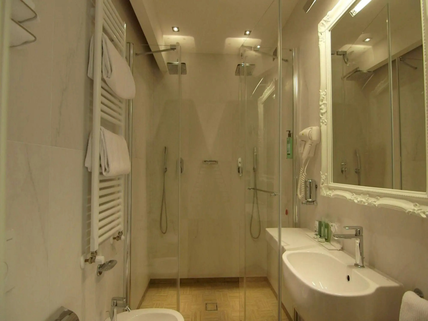 Photo - Hotel Select Suites & Spa - Apartments