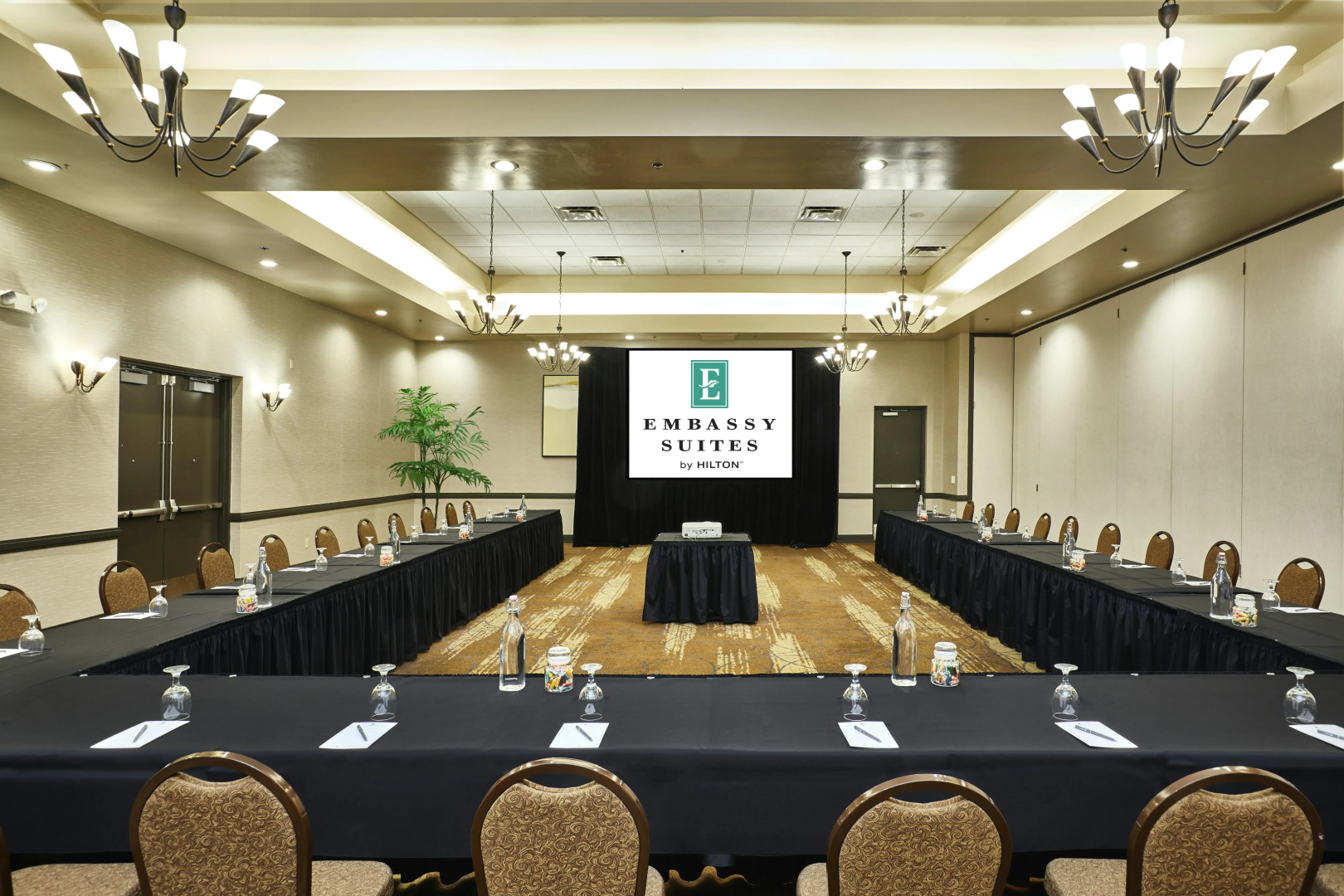 Photo - Embassy Suites by Hilton Phoenix Scottsdale