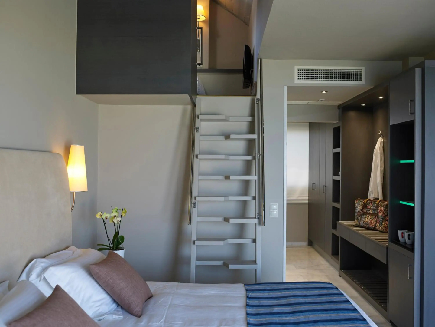 Photo - Kyma Suites Beach Hotel