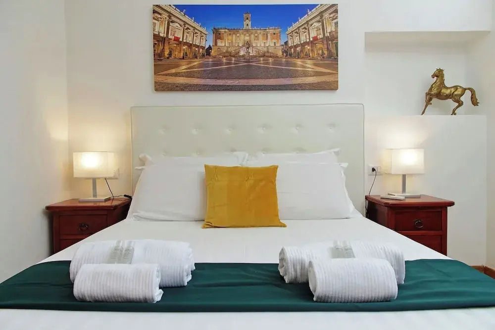 Photo - Romulus Rooms by Hostand