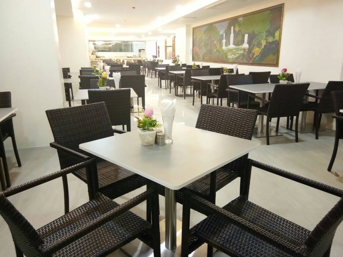 Photo - Golden Jomtien Beach Hotel