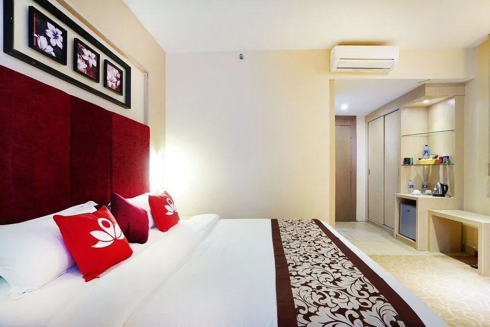 ZEN Rooms Near BCS Mall Penuin