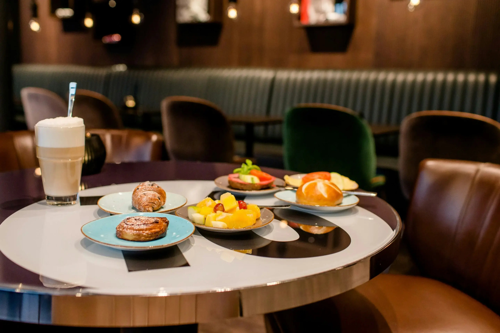 Photo - Motel One Frankfurt-East Side