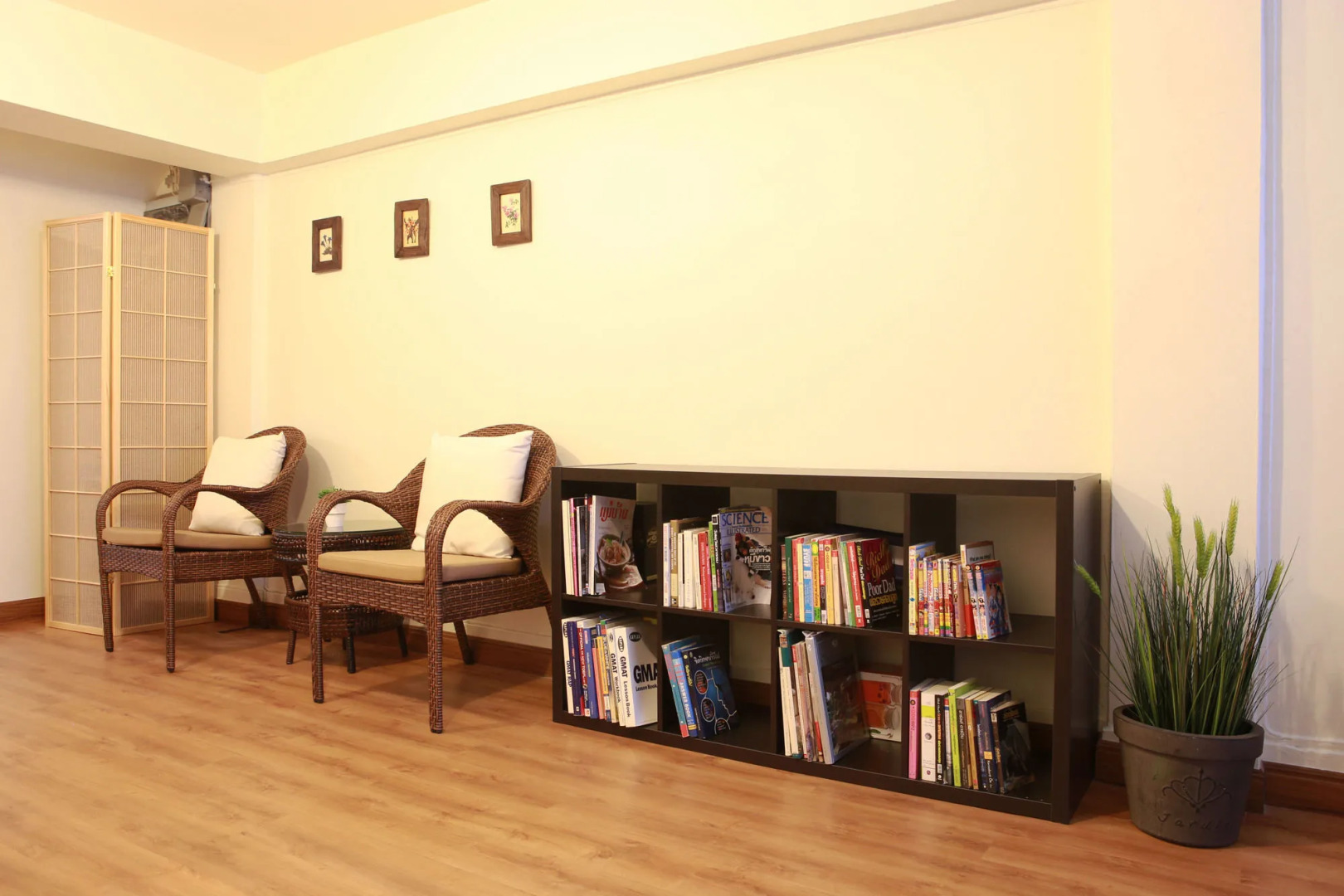 Photo - Les Fleurs Bangkok Hostel