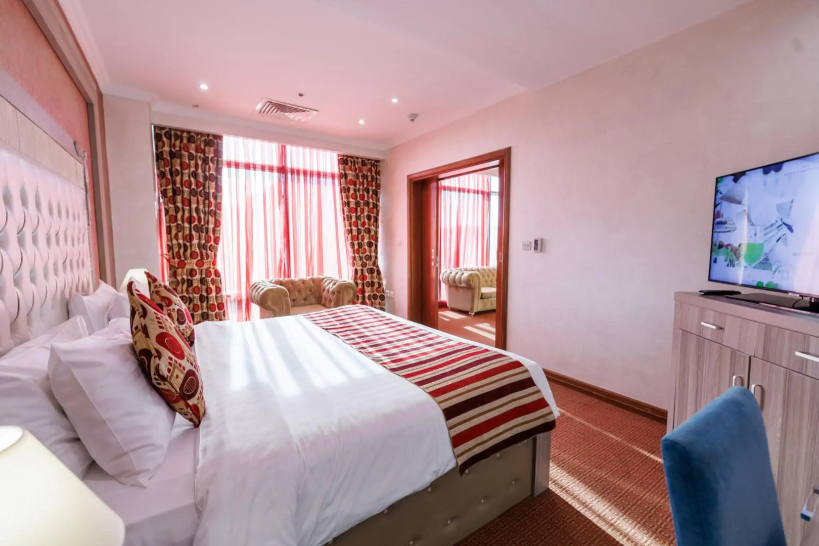 Photo - Sapphire Plaza Hotel