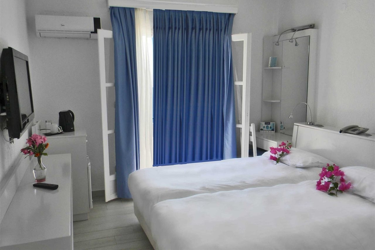 Aegialis Hotel & Spa