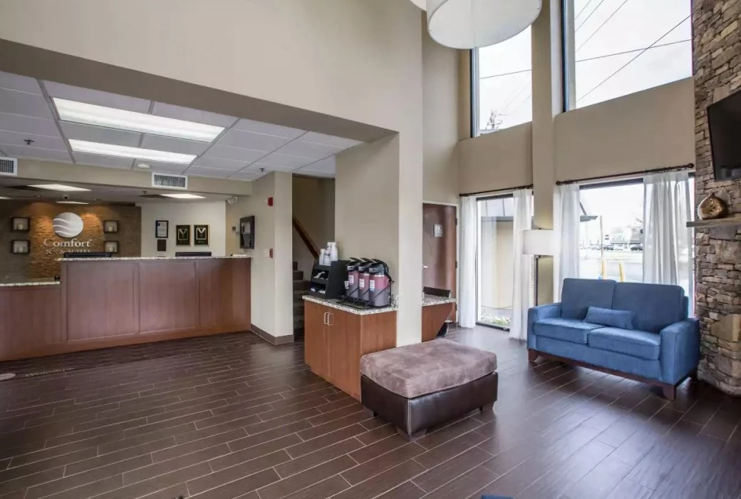 Photo - Comfort Inn & Suites At Dollywood Lane