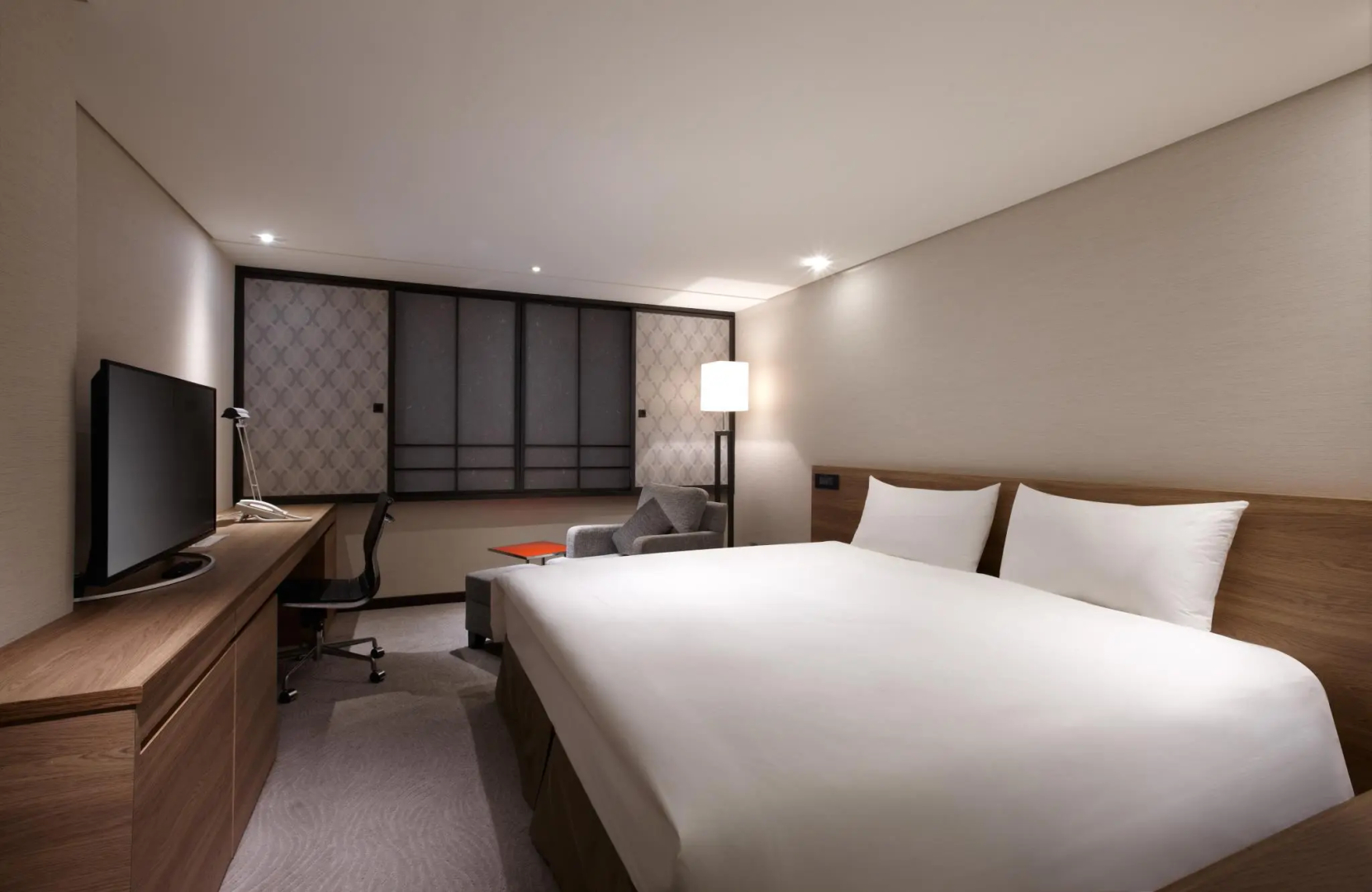 Photo - Royal Inn Taipei Nanxi - MRT Zhongshan Station