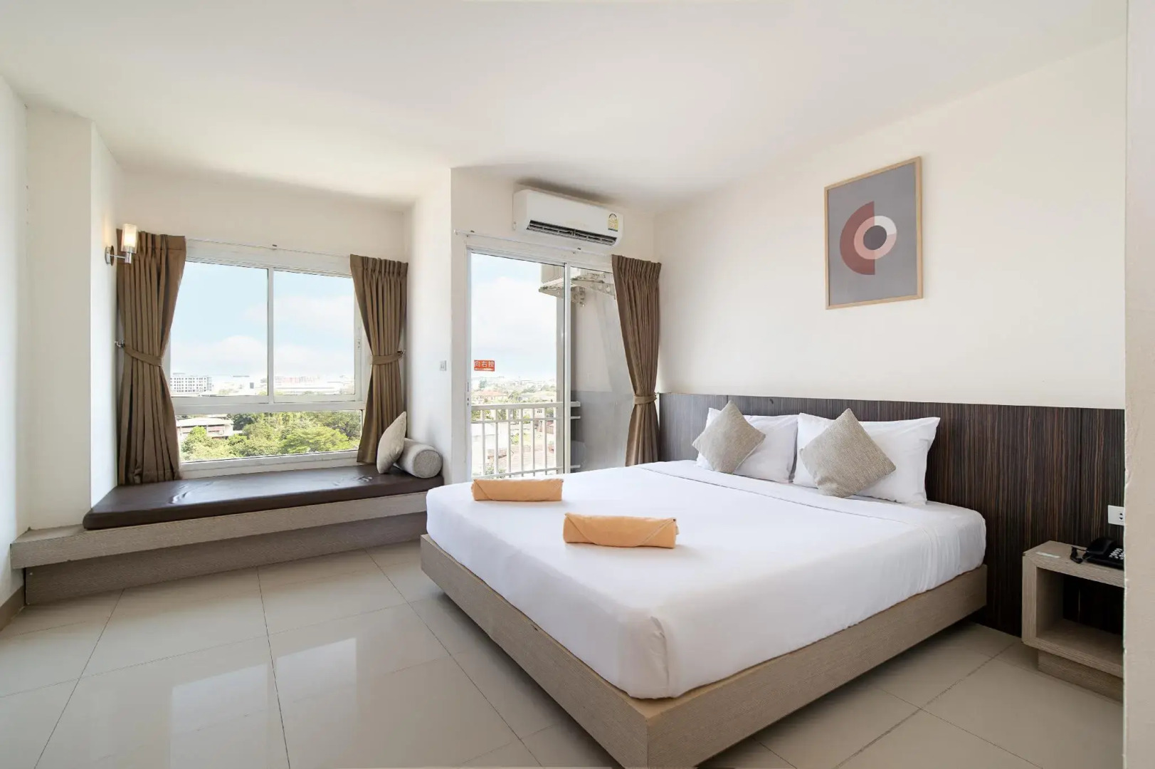 Photo - Leenova Hotel